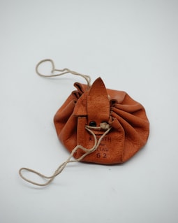 Swiss Army Stgw. 57 SIG 510 SCHMIDT Rubin Rifle POUCH Leather Bag Switzerland military ww2 1962 Brown
